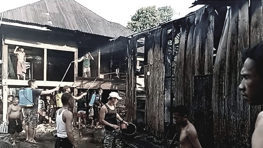 Tak Ada Pemadam, Warga Gunakan Teng Semprot Padamkan Api, Rumah Peri Ludes
