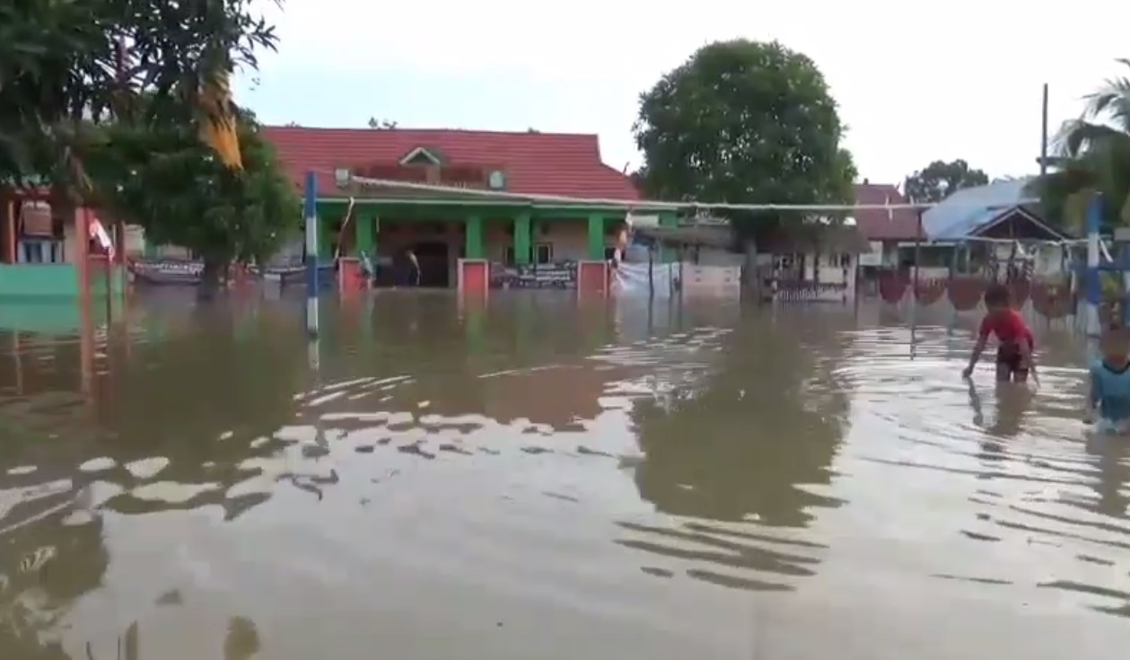 9 Ribu Lebih Warga Menderita Penyakit Kulit dan Alergi Akibat Dampak Bencana Banjir