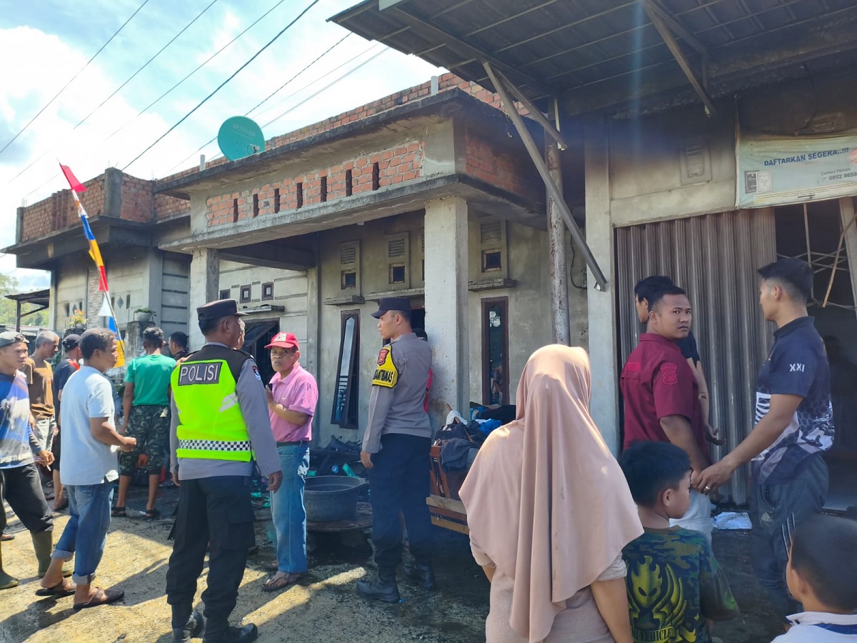 Diduga Korsleting Listrik, 1 Unit Rumah di Simpang Belui Terbakar
