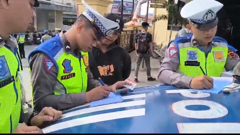 Satlantas Polres Kerinci Tilang 47 Pengendara yang Melanggar Aturan Lalu Lintas