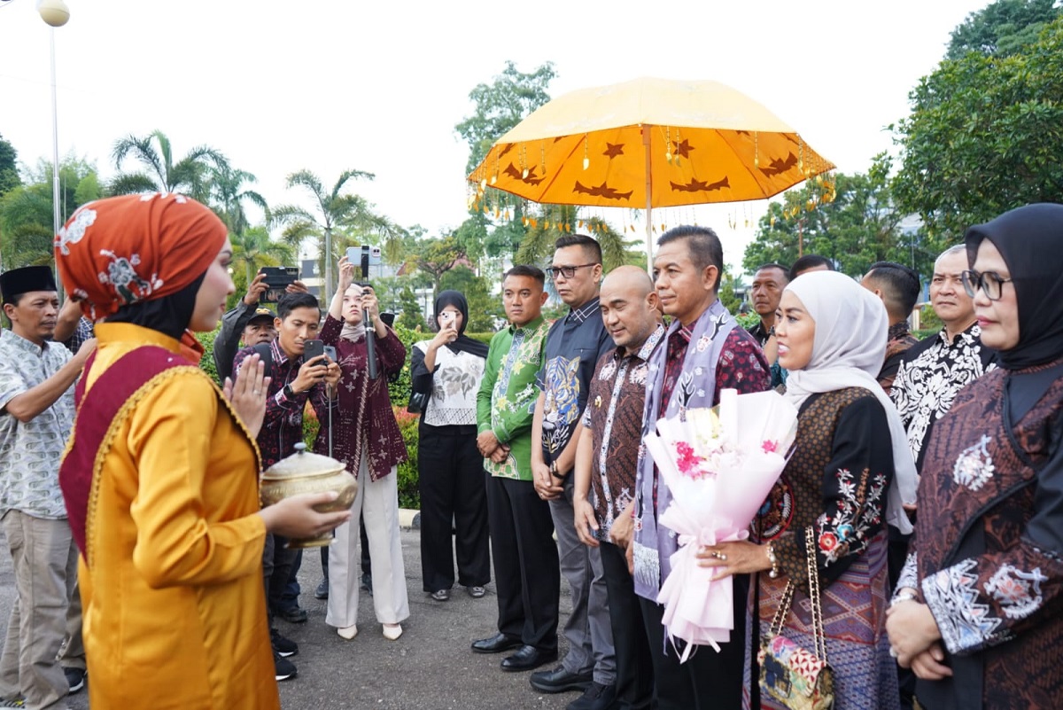 Safari Ramadhan, Danrem 042/Gapu Silaturahmi dengan Bupati Bungo