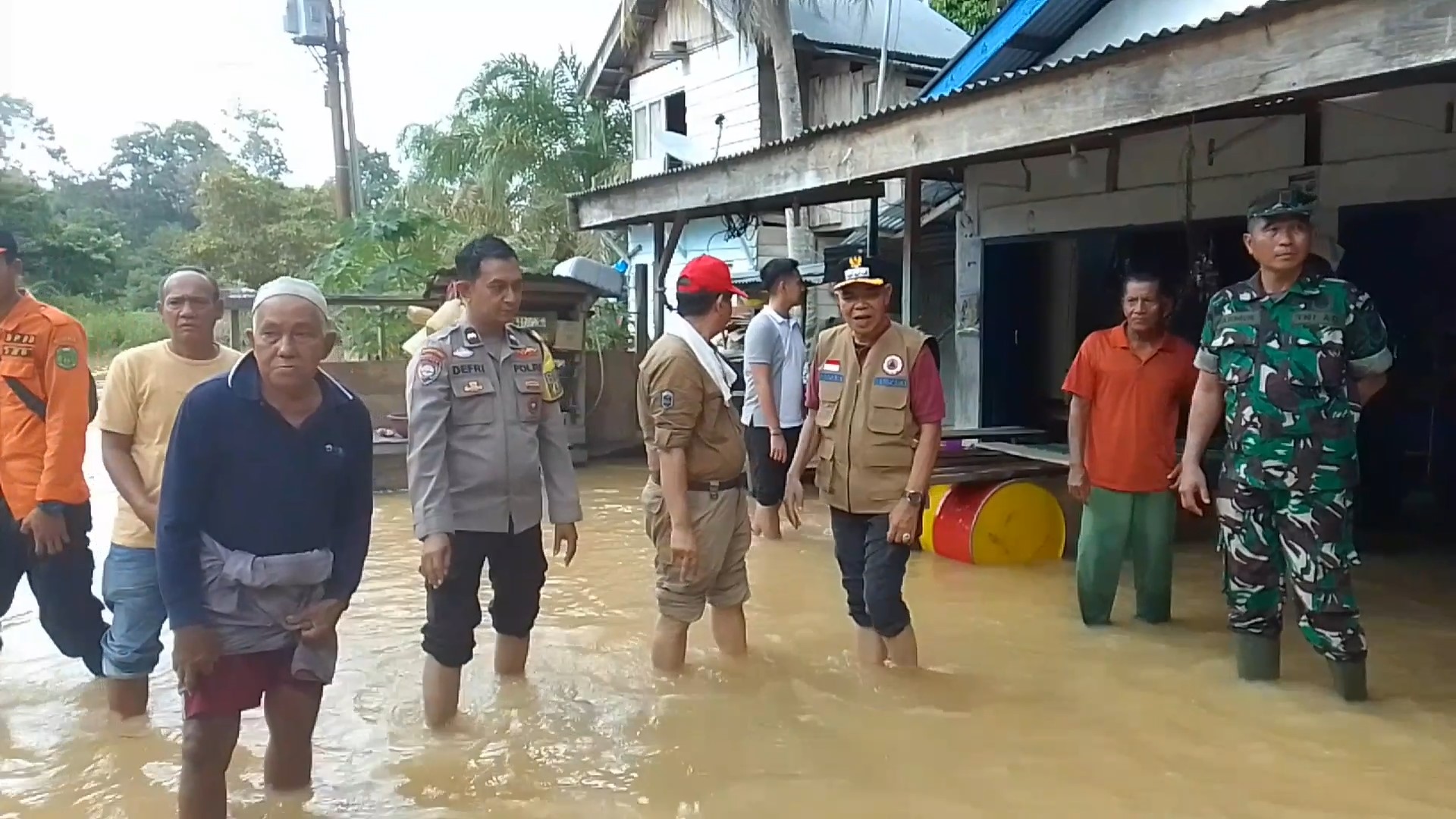 Gawat !!! Banjir Kiriman Bungo Sudah Sampai ke Tebo, Puluhan Rumah di Desa Aburan Terendam