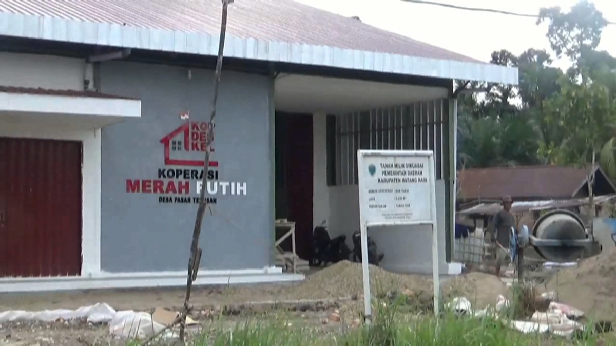 Pembangunan Gerai KDKMP di Batang Hari, Baru 37 Gerai Rampung