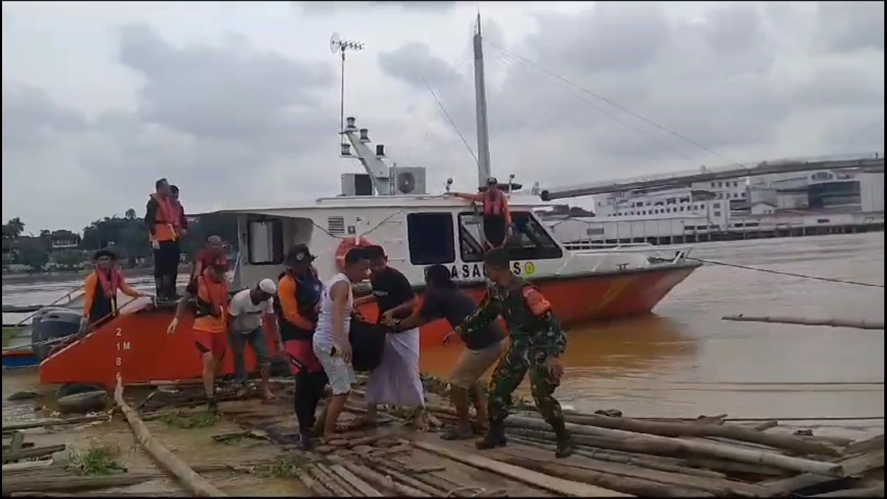 Tenggelam Saat Mencari Besi, Piter Ditemukan Tewas Mengapung di Desa Niaso