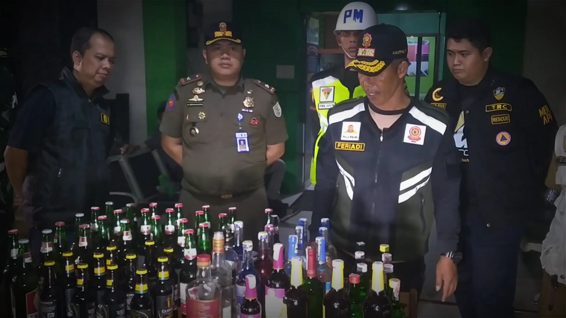 Razia Satpol PP Kota Jambi Geruduk 15 Tempat Hiburan Malam dan Tempat Penjualan Minol