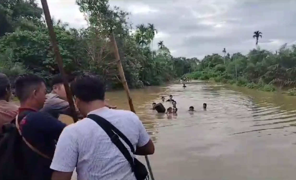 Desa Jati Belarik Kabupaten Tebo Sudah 5 Hari Terendam Banjir, Ketinggian Air Capai 2 Meter