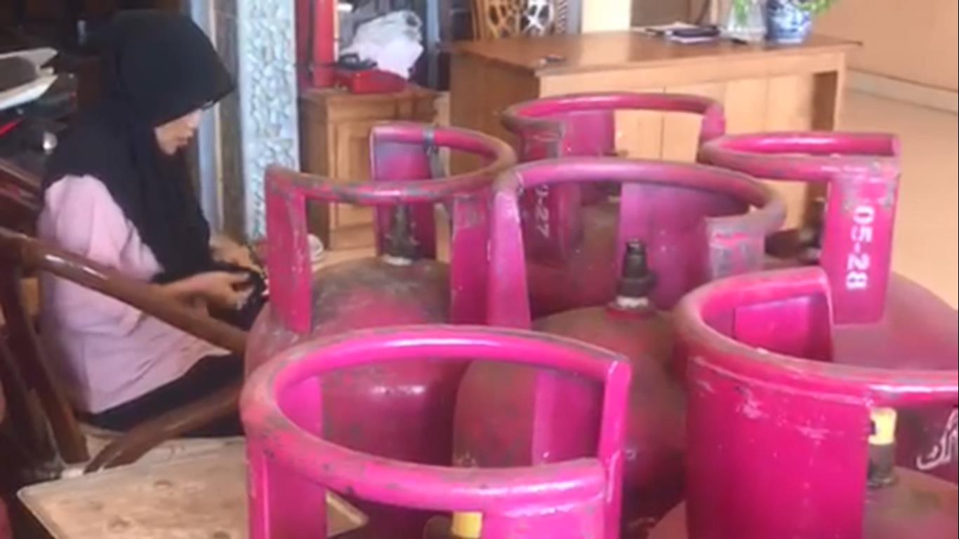 Harga Gas Elpiji Nonsubsidi Naik Signifikan di Batang  Hari