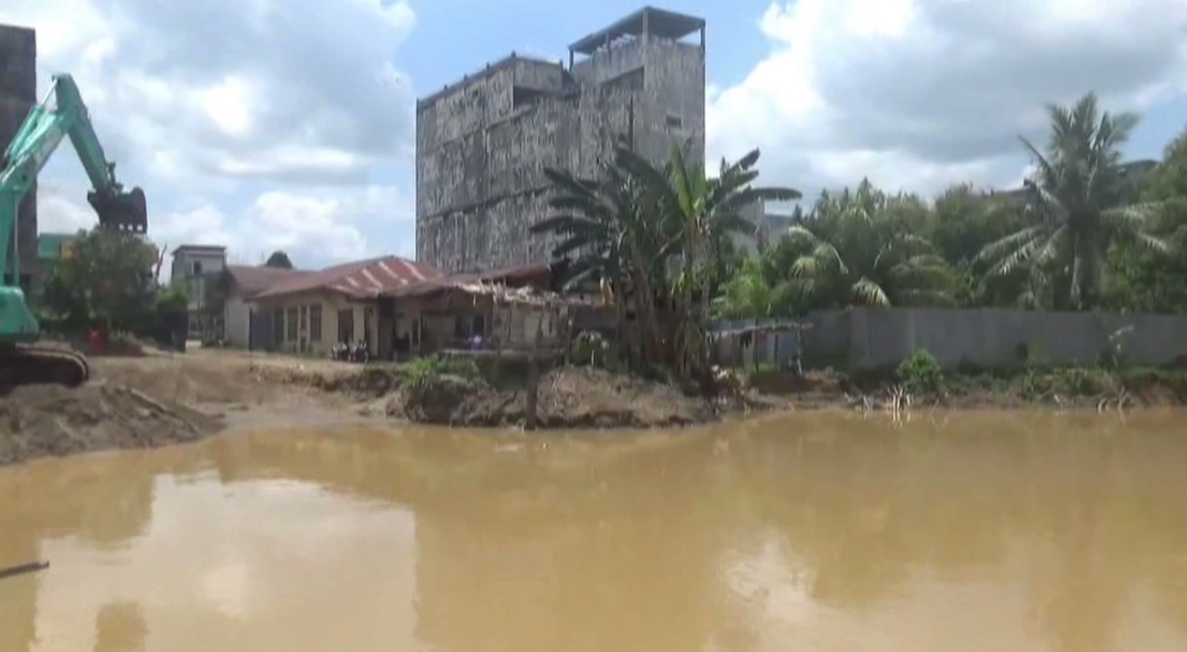 Debit Air Sungai Di Kabupaten Batanghari Kembali Naik Ke Level Siaga Awas