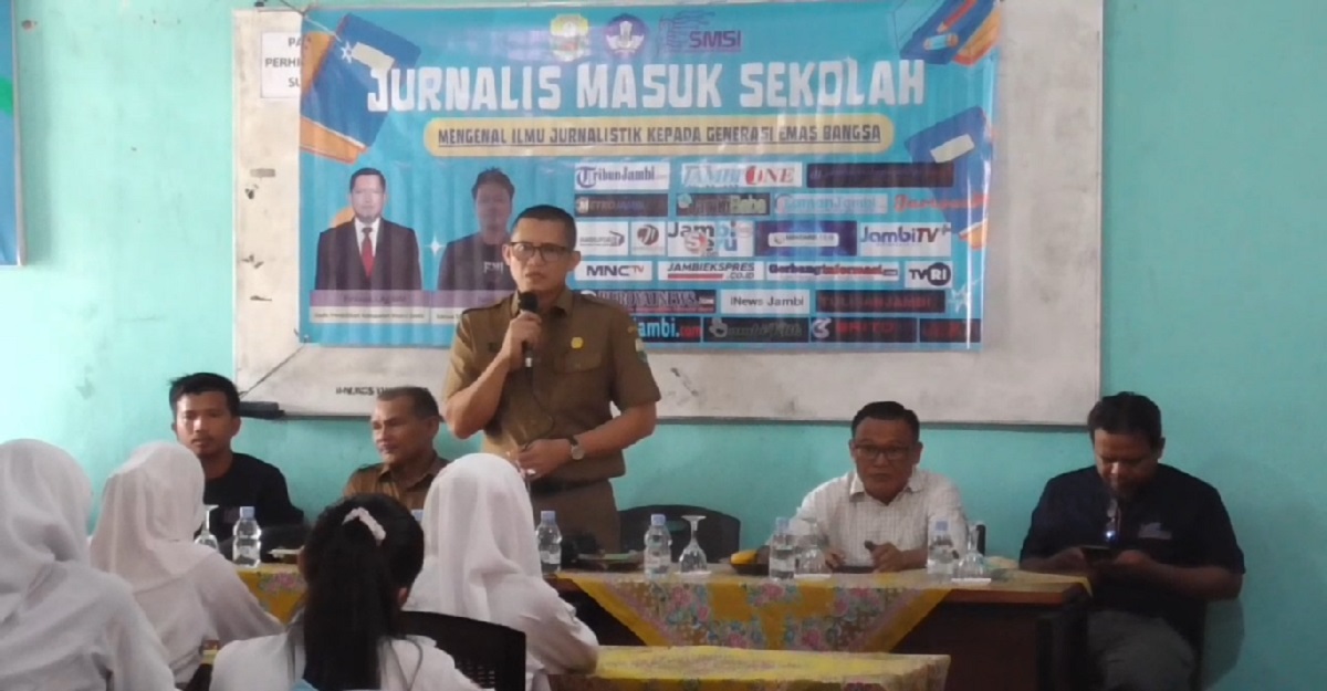 SMSI Muaro Jambi Perkenalkan Ilmu Jurnalistik ke Pelajar SMP Negeri 7 Muaro Jambi