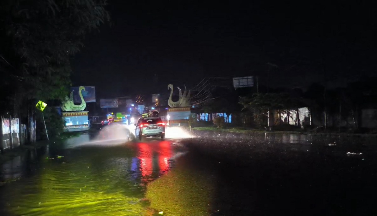 Banjir Melanda Beberapa Titik di Kota Jambi, Warga Keluhkan Buruknya Sistem Drainase