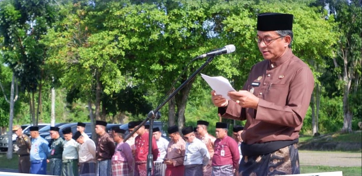 Junaidi Pimpin Upacara Hardiknas 2026 di Muaro Jambi, Tekankan Merdeka Belajar
