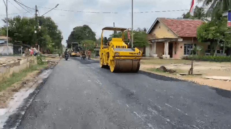 Dinas PUPR Batanghari Pastikan Perbaikan di 12 Titik Ruas Jalan Rampung Tahun Ini