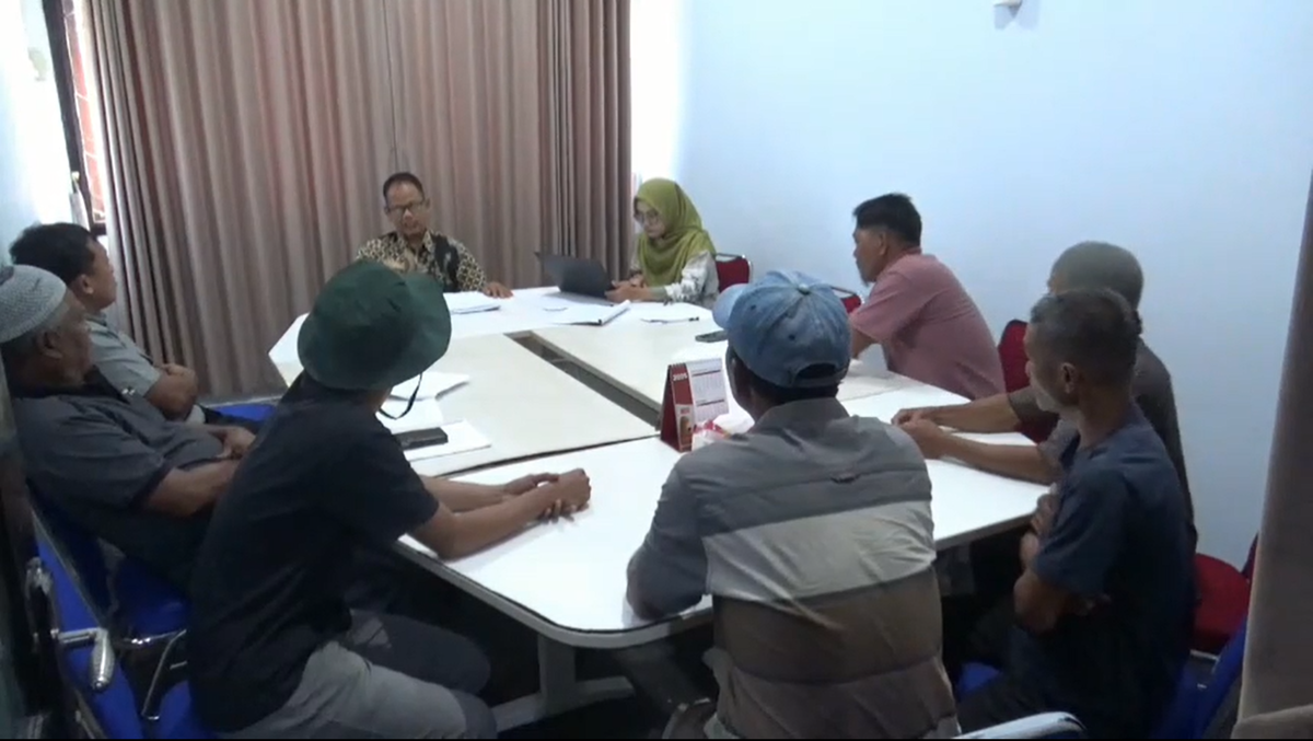 DUKUNG AUDIT DANA DESA PULAU JELMU WARGA LAPOR KADES, DPMD TEBO PANGGIL ALIANSI