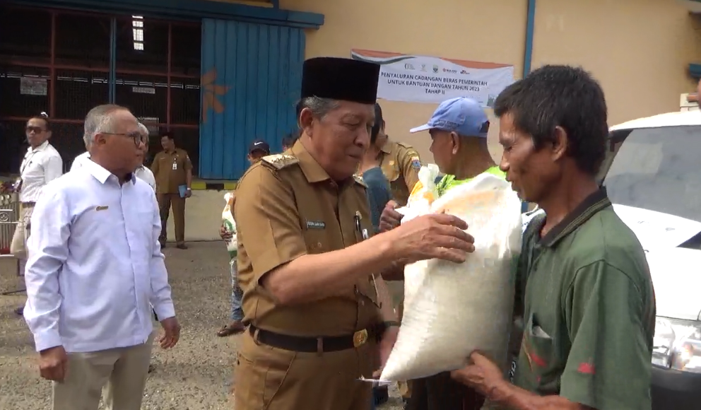 119.000 KPM di Provinsi Jambi Terima  Bantuan Pangan Cadangan Beras dari Pemerintah 