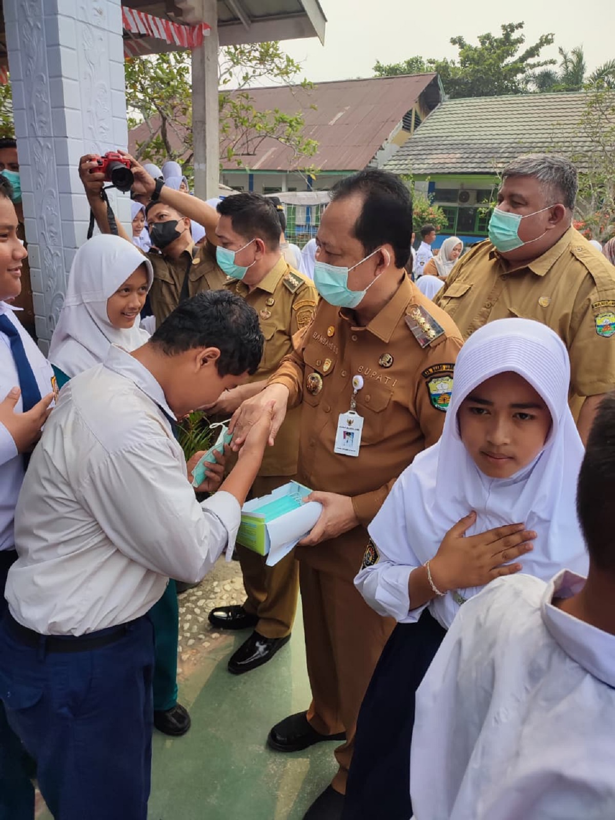 ISPU Muaro Jambi 110-130, SD-SMP Kembali Sekolah Wajib Pakai Masker