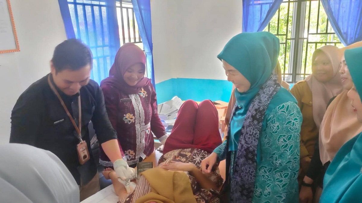 Pelayanan KB Gratis Meriahkan Hari Kartini 2026 di Sungai Penuh