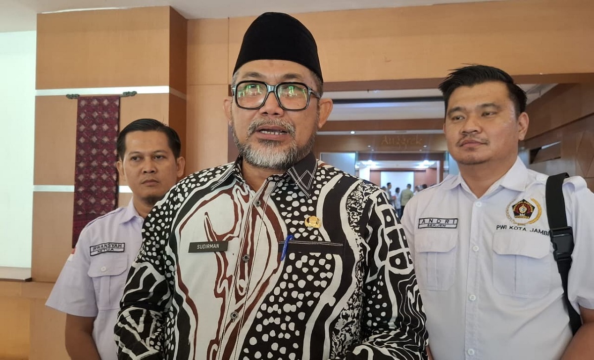 Buka UKW PWI Kota Jambi Angkatan ke-14, Sekda Sudirman Tekankan Profesionalisme Wartawan