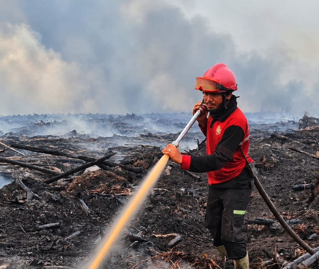 Di Balik Api Karhutla yang Dipadamkan, Ada Rindu yang Tak Terpadamkan