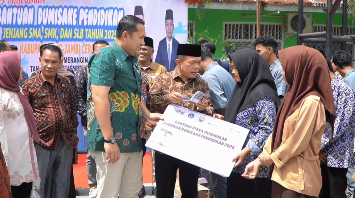 Dukung Pendidikan, Al Haris Bantu 498 Siswa Merangin Lewat Program Dumisake