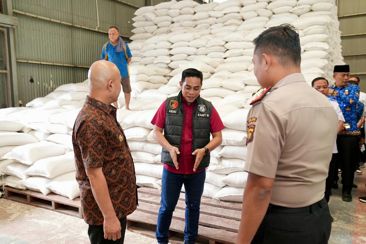 Forkopimda Bungo Cek Ketersediaan Bahan Pokok