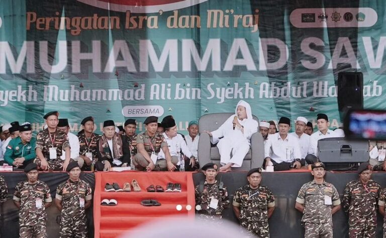 Gunernur Al Haris Hadiri Peringatan Isra Mi'raj Bersama Habib Luthfi