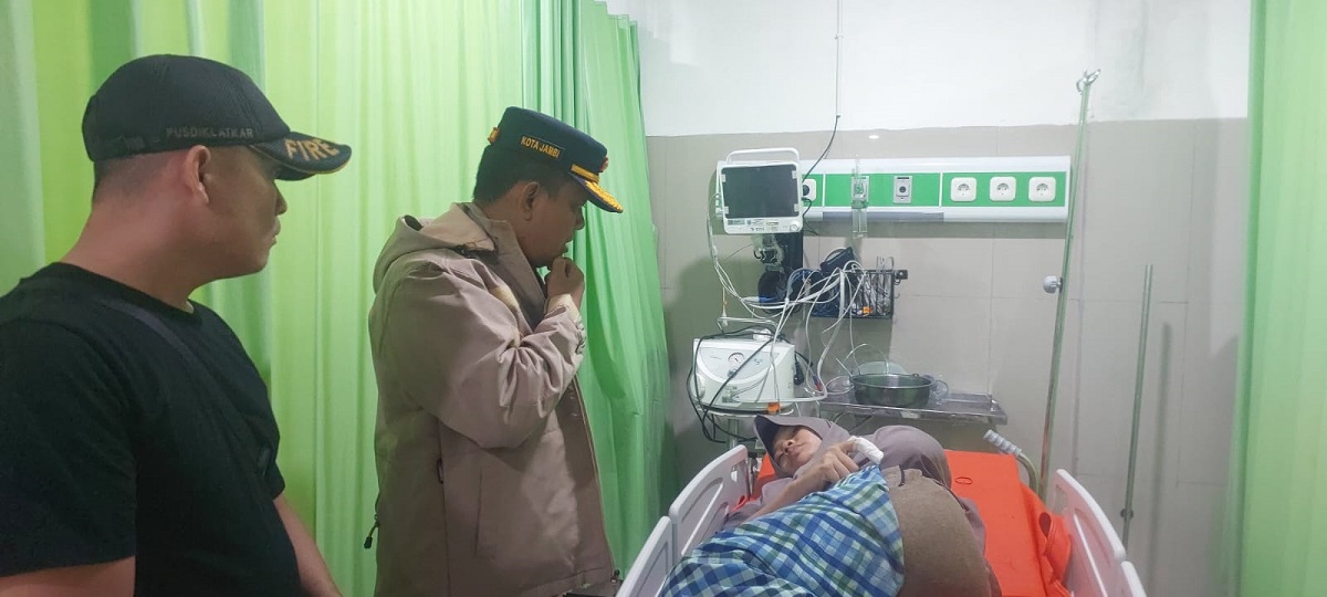 Seorang Remaja di Suka Karya Tersengat Listrik Saat Coba Pindahkan Colokan TV Saat Terendam Banjir