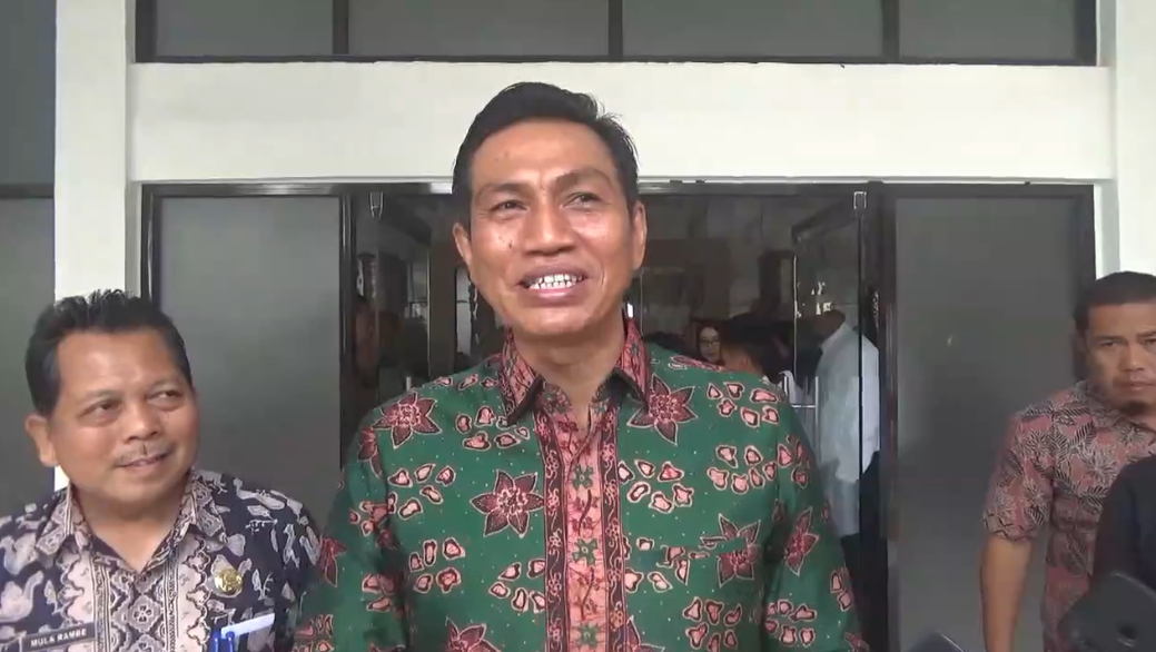 Bupati Fadhil Arief Pastikan Tidak Ada Pemecatan Massal Honorer