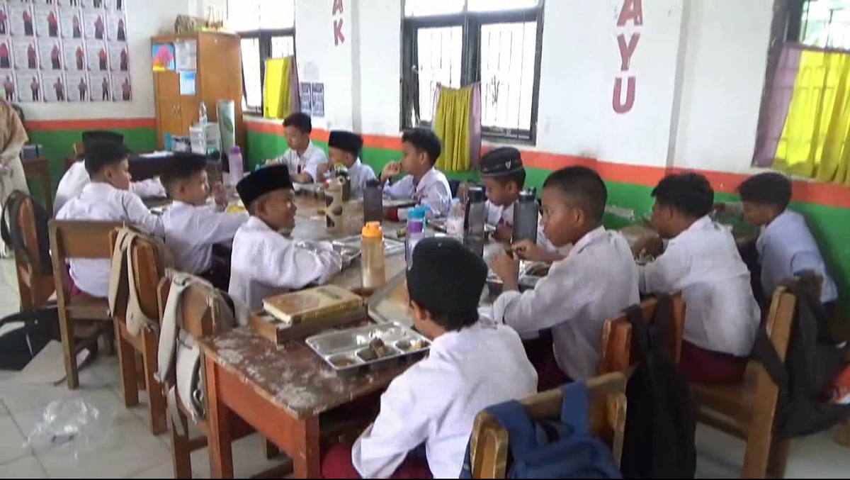 Penyaluran mbg di muara bulian dihentikan