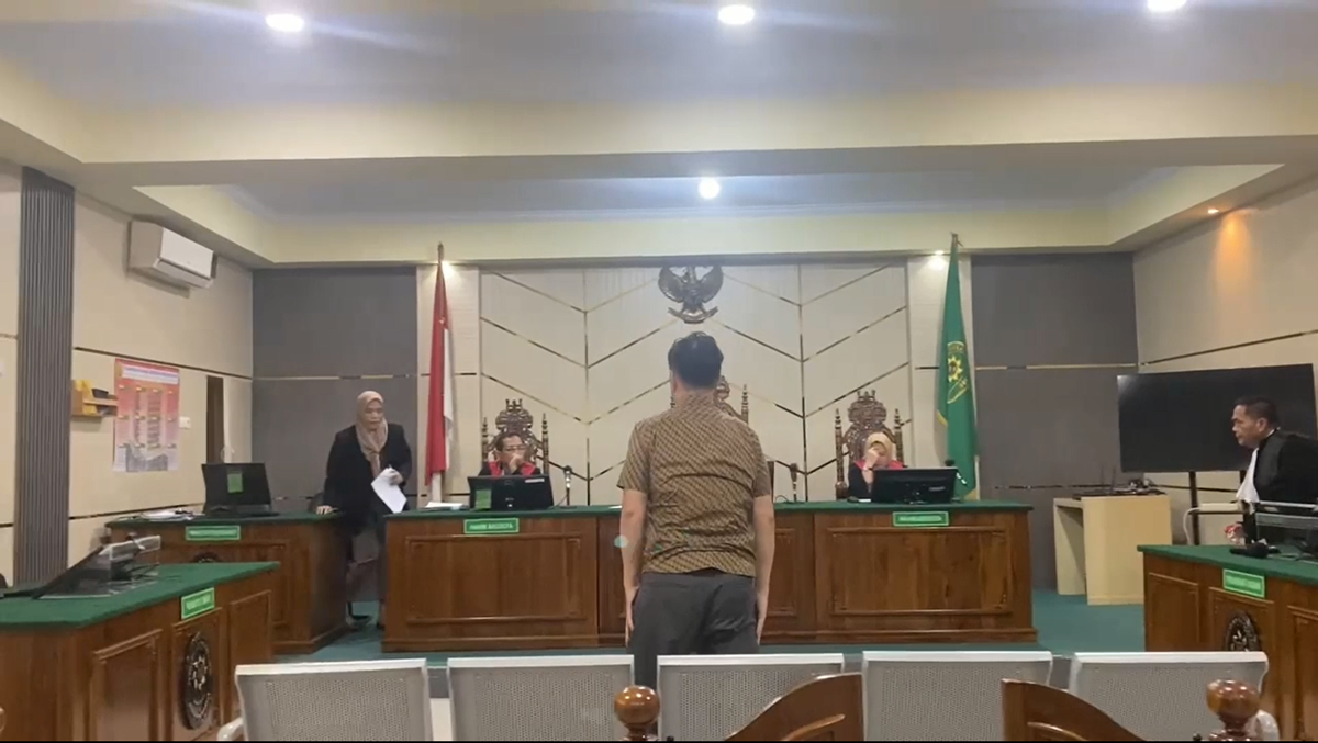 KASUS KORUPSI KREDIT PT PAL DI BNI HAKIM TOLAK EKSEPSI DIREKTUR & MANTAN DIREKTUR