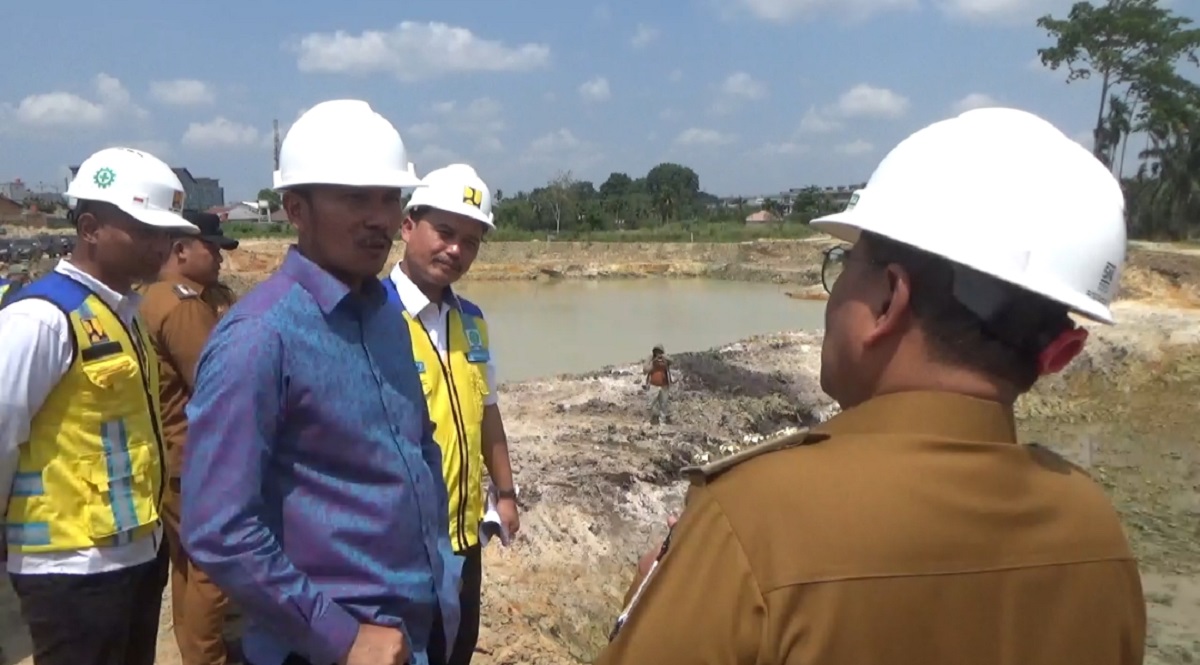 Edi Purwanto Tinjau Proyek Kolam Retensi PALL V, Target Rampung 20 September 2026