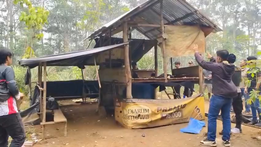 Berantas Narkoba, Tim Gabungan Polres Tebo Gerebek Dua Basecamp Narkoba di Tebo Ulu