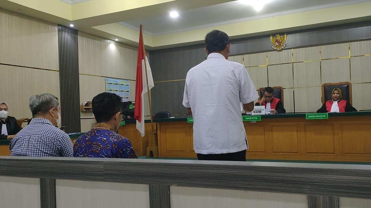 Bacakan Pledoi Sambil Menangis, Tiga Terdakwa Korupsi PDAM Jambi Memohon Dibebaskan
