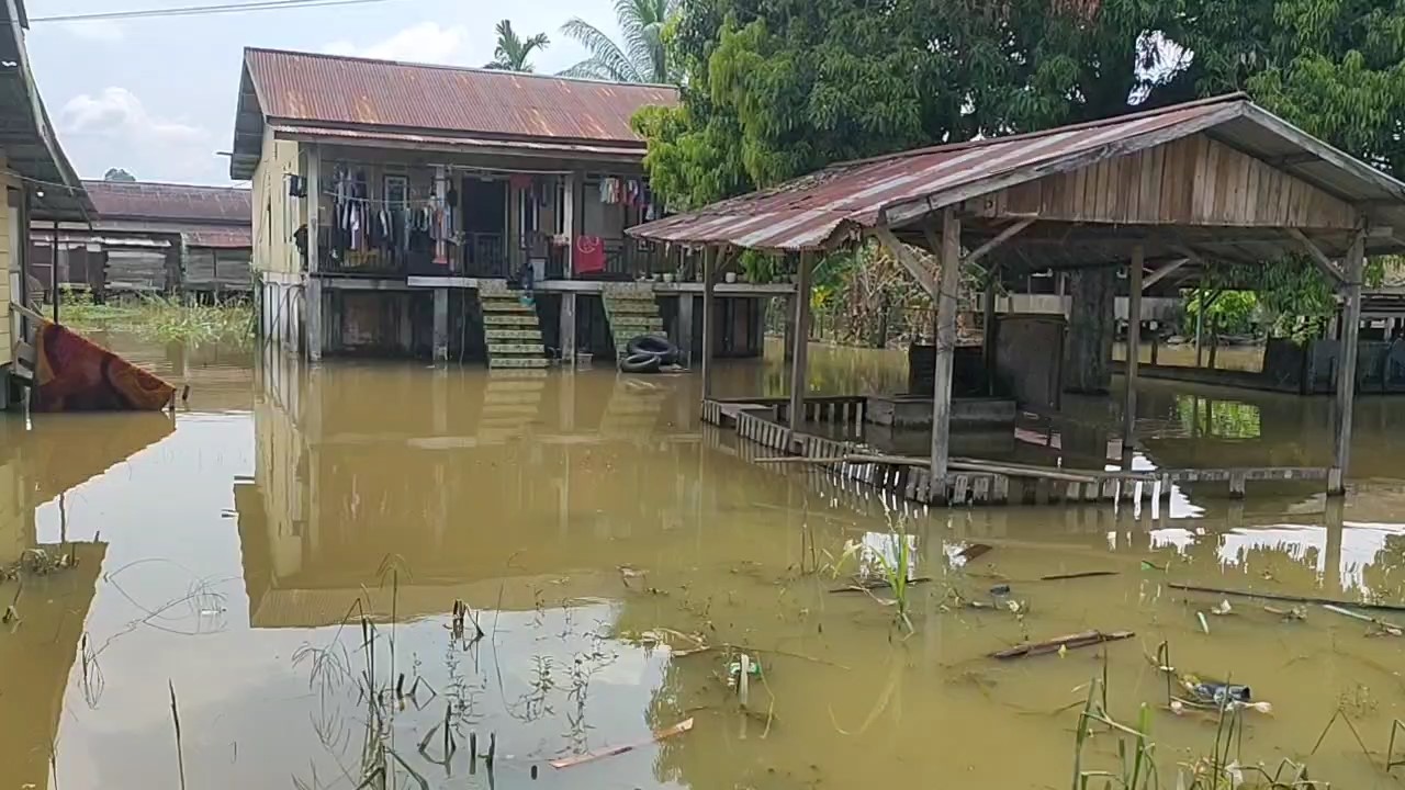 21 TPS Danau Sipin Dipindahkan Karena Terendam Banjir