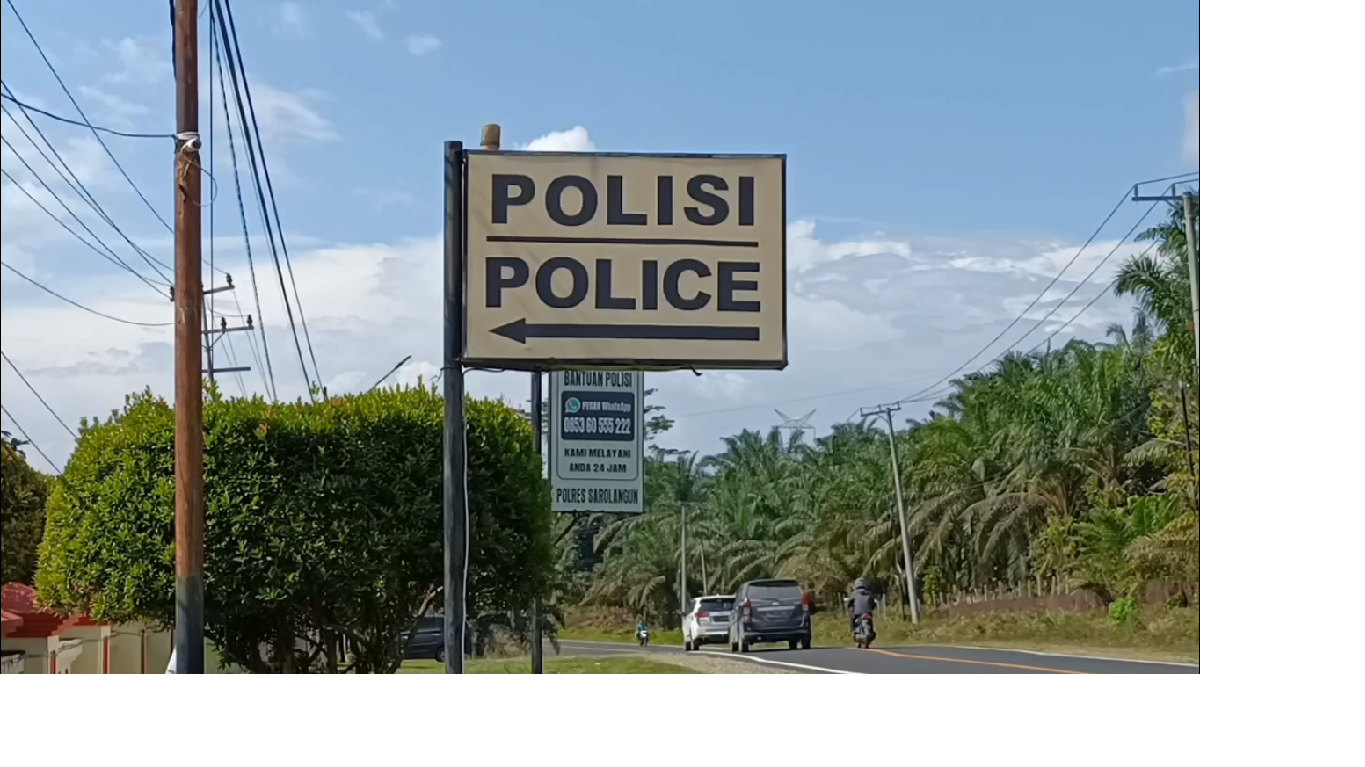 Viral di Media Sosial, Aksi Preman Rusak Mobil Korban