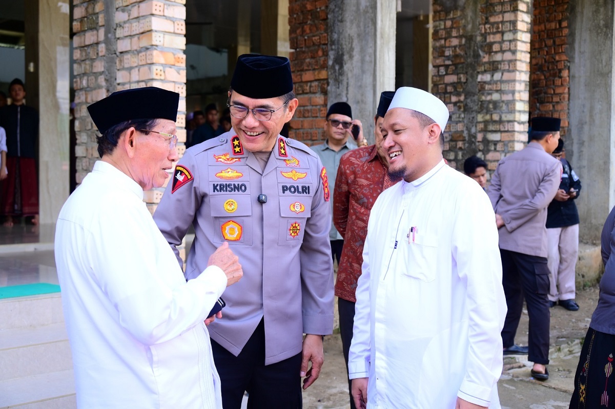Kapolda Jambi Jalin Silaturahmi dengan Pondok Pesantren Darul Arifin