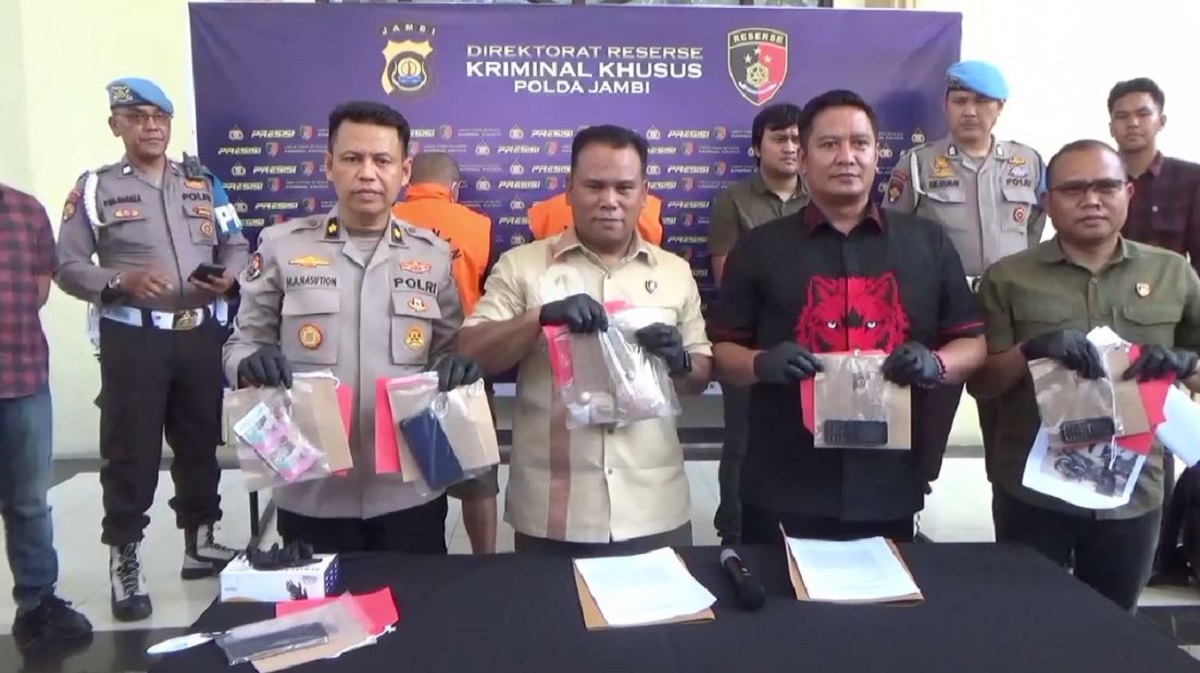 Dari 2 Pelaku, Polisi Amankan Barang Bukti Emas 1,2 Kg Senilai Rp 2 Miliar