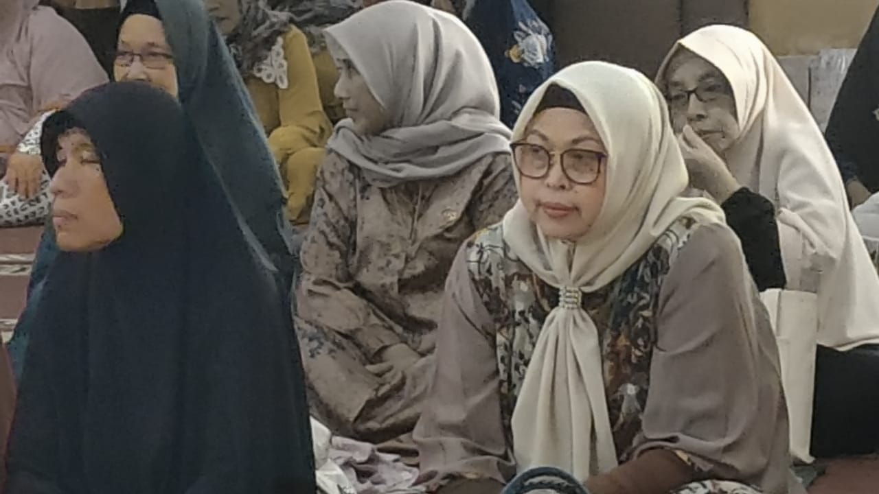 Yuli Yuliarti Hadiri Peringatan 1 Muharam Di Mesjid Darussabil