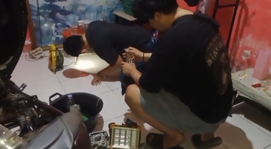Diduga Jadi Basecamp Sabu, Rumah di Alam Barajo Diobok-obok Polisi