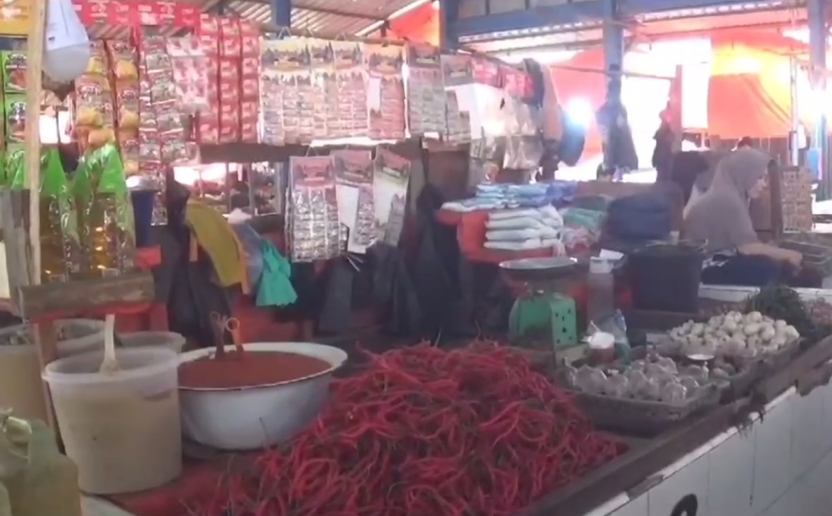 Dampak Banjir, Harga Cabai Merah di Pasar Tanjung Bajure Kembali Naik 