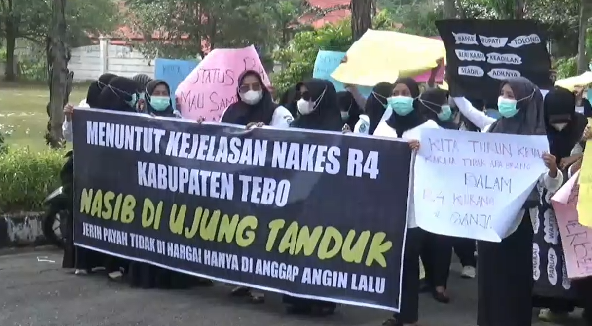 Ratusan Nakes Honorer R4 Tebo Desak Masuk PPPK Paruh Waktu 