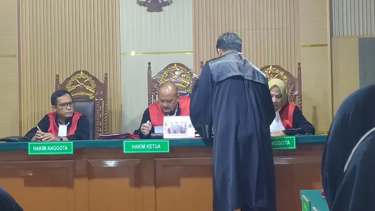 Korupsi Pupuk Subsidi Lakukan Perlawanan, 7 Terdakwa Minta Bebas Kota Jambi