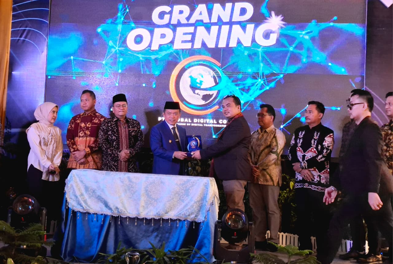 Hadiri Grand Opening PT.Global Digital Core, Gubernur Al haris Dorong Transformasi Digital Lewat Kerjasama den