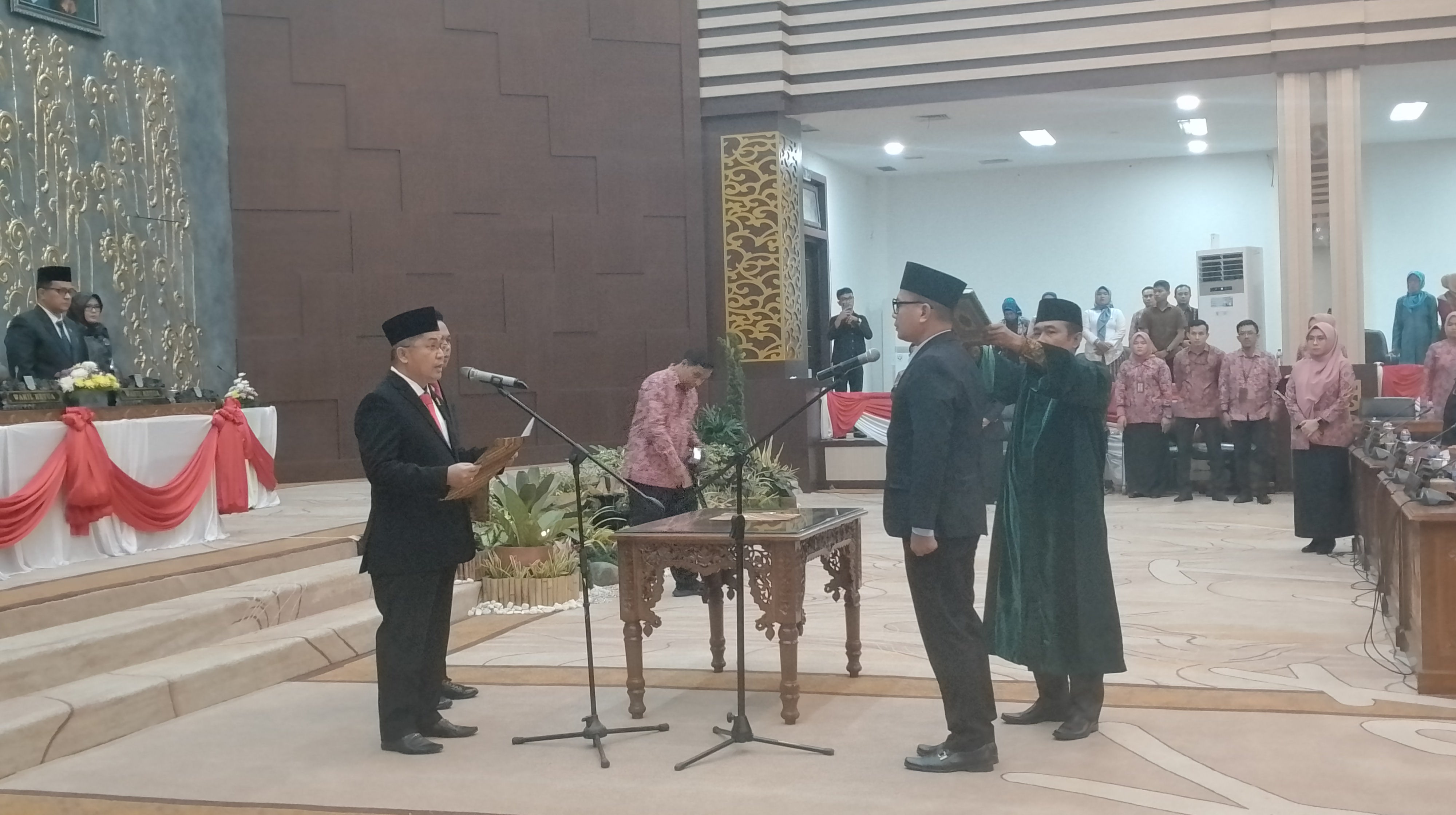 Rominop Resmi Dilantik Sebagai Anggota DPRD Kota Jambi