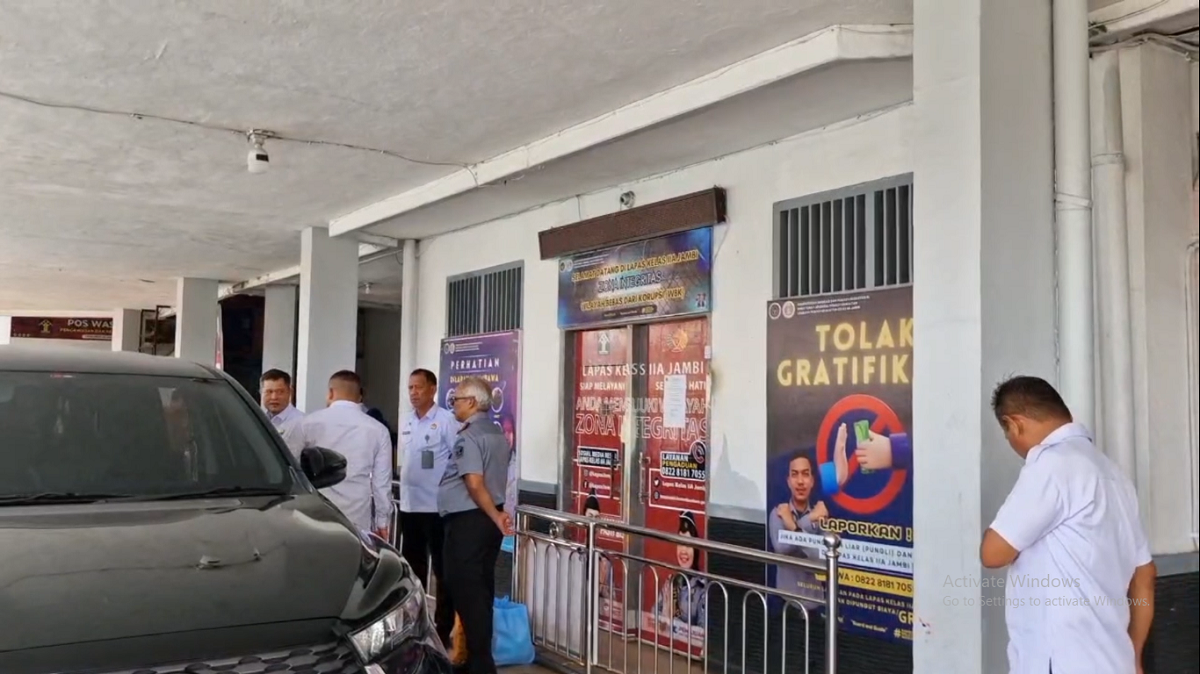21 Napi Narkoba & 4 Pembunuh Dipindahkan ke Lapas Super Ketat Nusakambangan. Kota Jambi