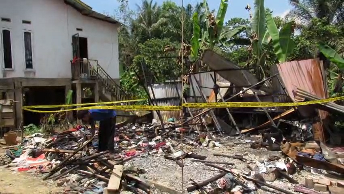 Dampak Kebakaran Warga Sakean, Pemkab Muaro Jambi Siap Bangun Rumah Korban