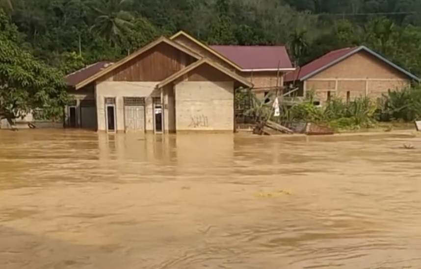 BPBD Sarolangun Catat 200 Rumah Sudah Terdampak Bencana Banjir Bandang