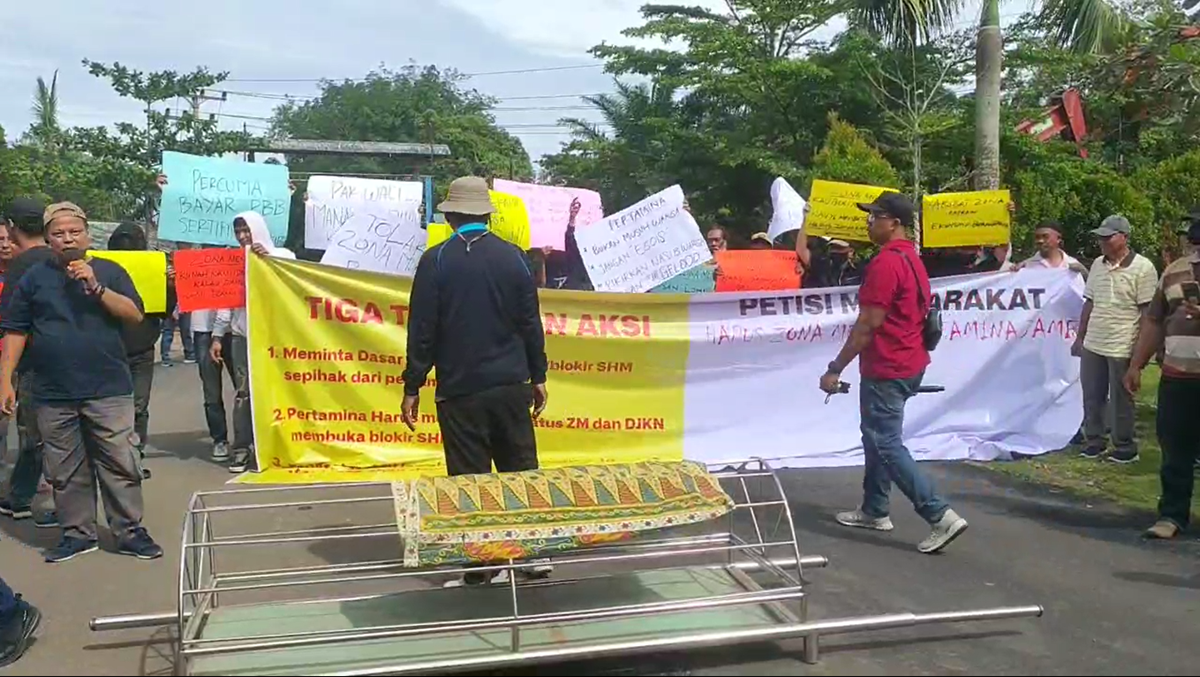 Tolak Zona Merah Ratusan Warga Kenali Demo Ke Pertamina