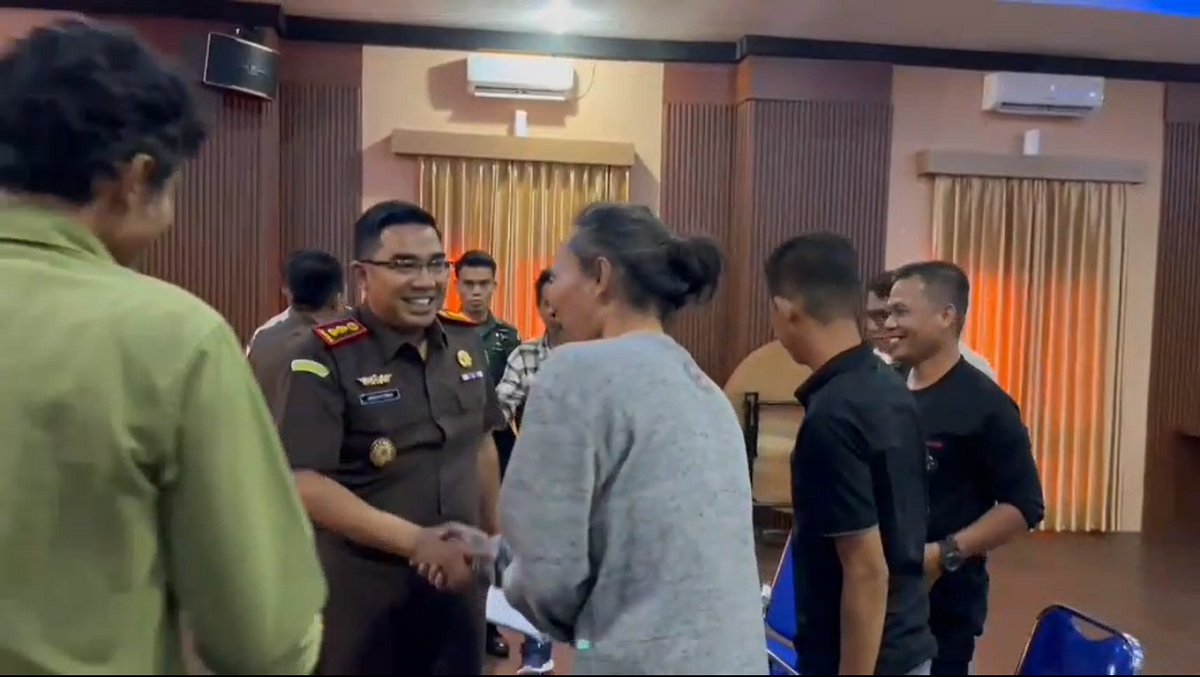 Tahap 2 Tuntas, Kasus Korupsi Pasar Tanjung Bungur 2023 Masuki Babak Baru 7 Tersangka Dititipkan Ke Lapas Jamb