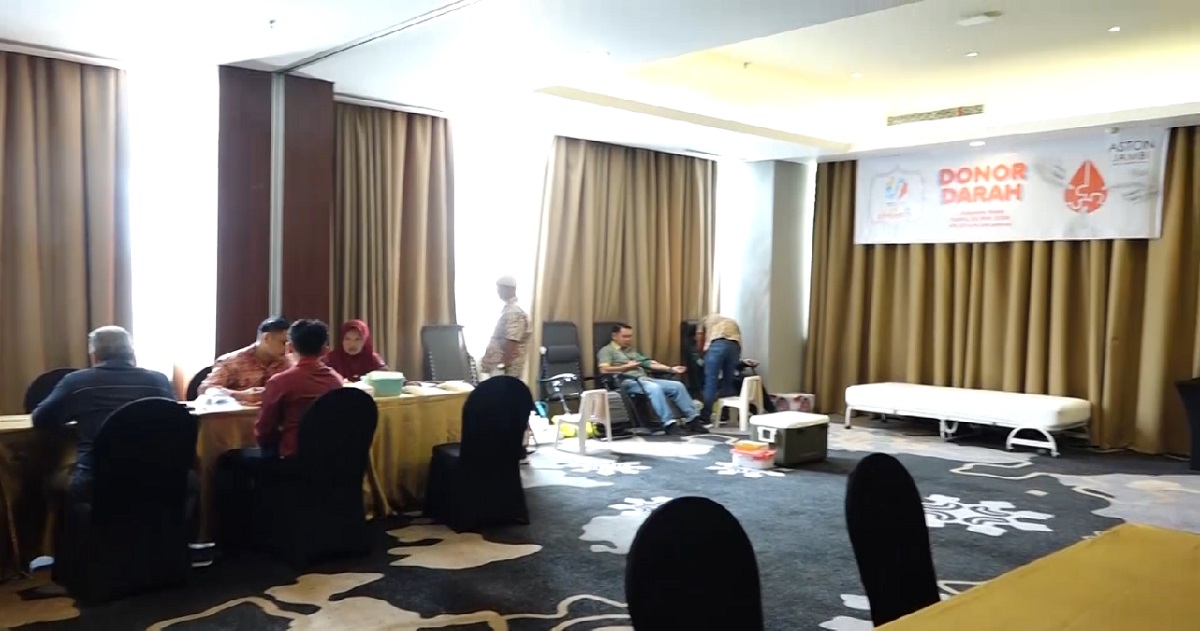 Peringati HUT Ke-11, Aston Hotel Jambi Gelar Donor Darah Bersama PMI