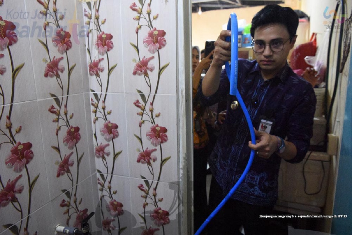 Pemkot Jambi dan Perumda Tirta Mayang Siap Benahi Distribusi Air Bersih RT 13 Kenali Asam